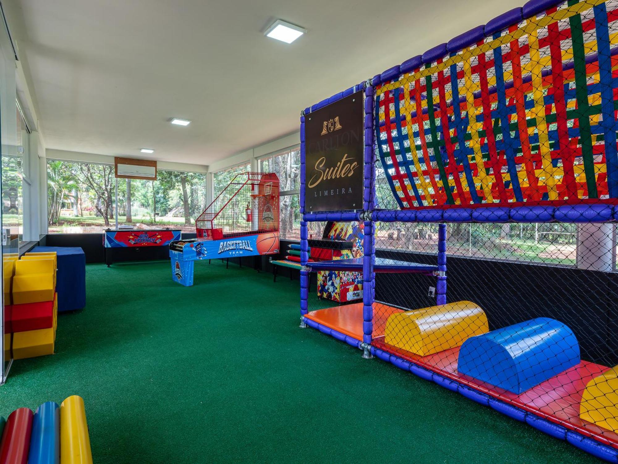 Carlton Suites Limeira Kültér fotó