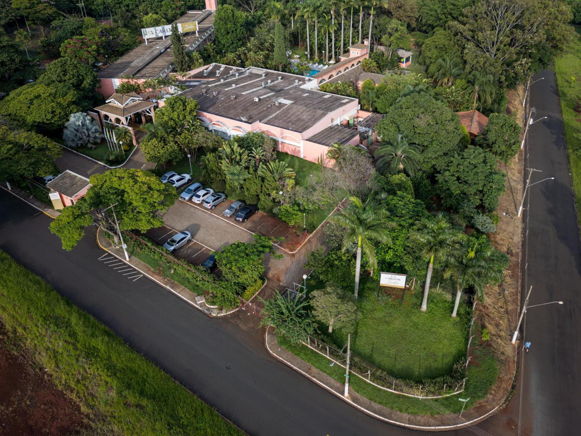 Carlton Suites Limeira Kültér fotó