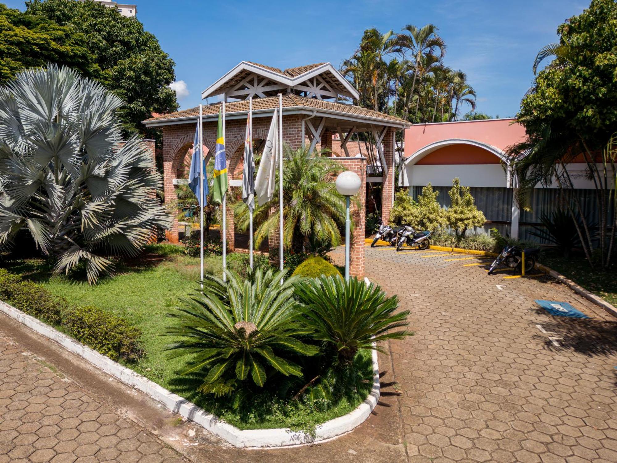 Carlton Suites Limeira Kültér fotó
